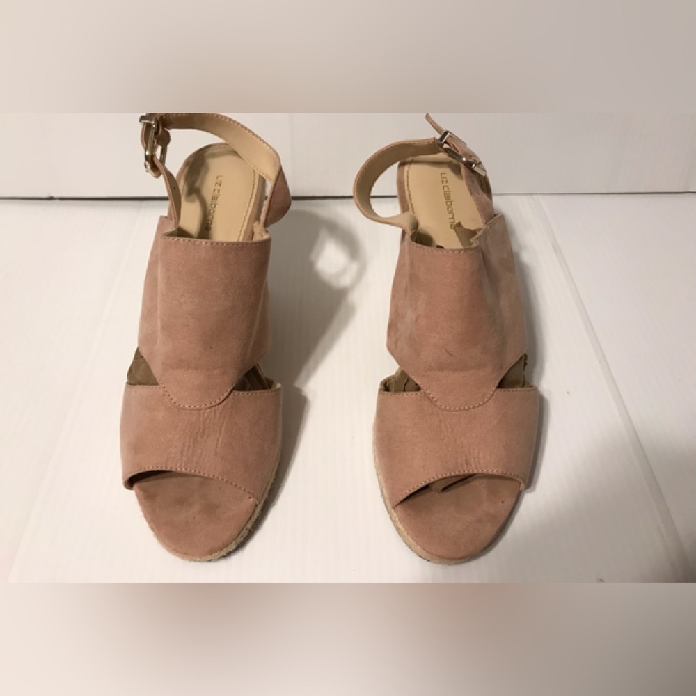 Women’s pink wedge sandal size 9M